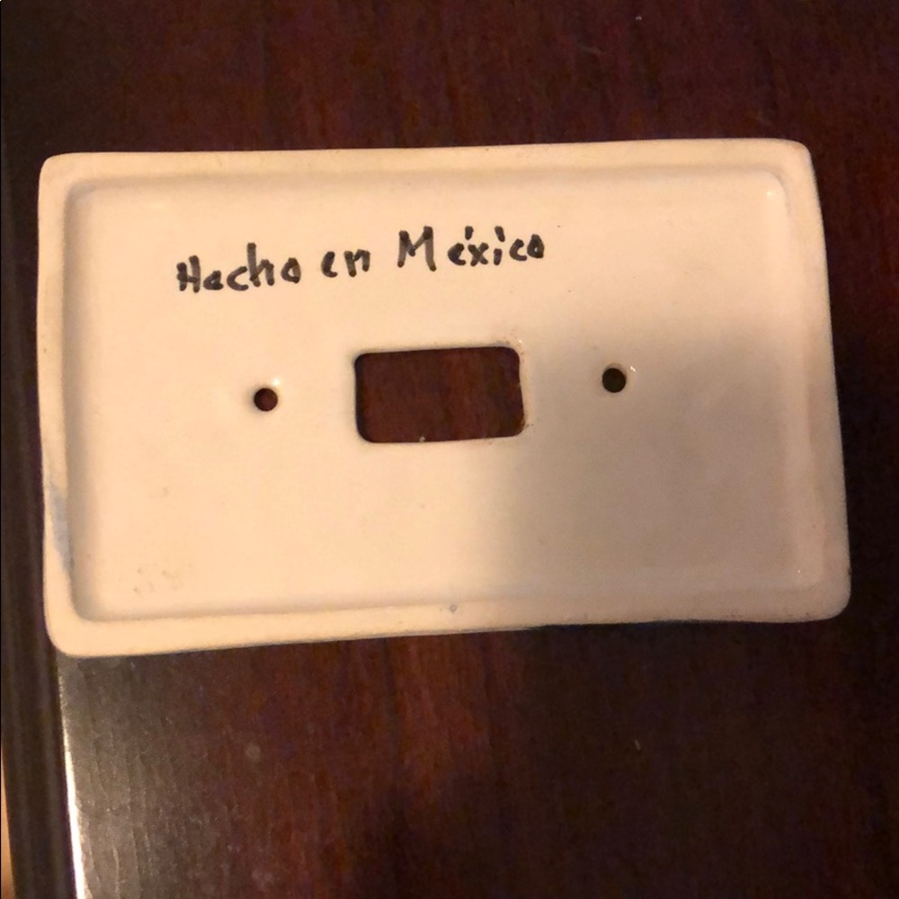 Light switch cover - Picture 2 of 2